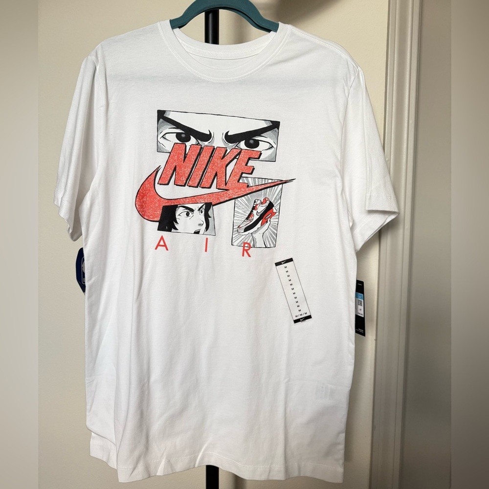 Nike White Graphic T-Shirt